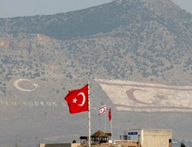 Σύμβουλος Ερντογάν: «Ο τουρκικός στρατός θα μείνει στην Κύπρο γιατί θέλουμε ειρήνη»